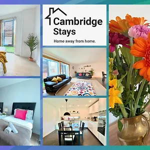 - At Addenbrooke Hospital And Bio Campus - Free Private Parking Apartment